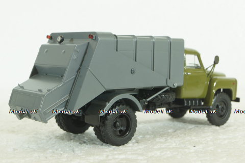 53М мусоровоз бункерного типа на шасси Газ-53 1967, хаки/серый, 103160, Автоистория 1:43