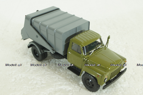 53М мусоровоз бункерного типа на шасси Газ-53 1967, хаки/серый, 103160, Автоистория 1:43