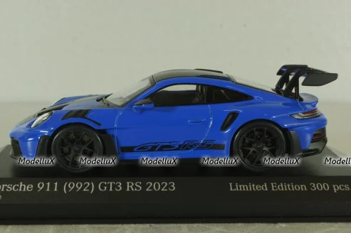 Porsche 911 (992) GT3 RS with Weissach-Package, black/ blue rims and blue décor, 413062122, Minichamps 1:43   