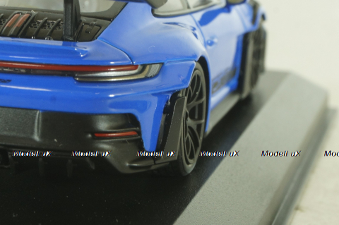 Porsche 911 (992) GT3 RS with Weissach-Package, black/ blue rims and blue décor, 413062122, Minichamps 1:43   