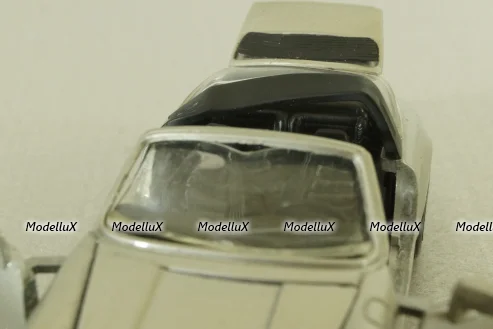 Porsche 911 targa 1975, silver, NZG 1:43 Уценка!