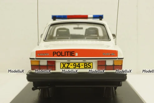Volvo 240 GL, Politie Netherlands, 1986, 155171498, Minichamps 1:18