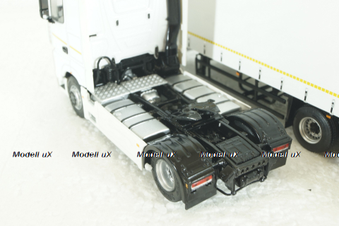 КАМАЗ-54901 с полуприцепом НЕФАЗ-93341, SSM1446, SSM 1:43