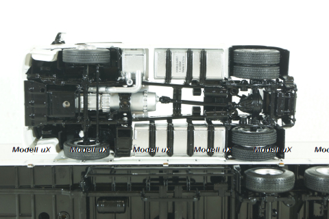 КАМАЗ-54901 с полуприцепом НЕФАЗ-93341, SSM1446, SSM 1:43