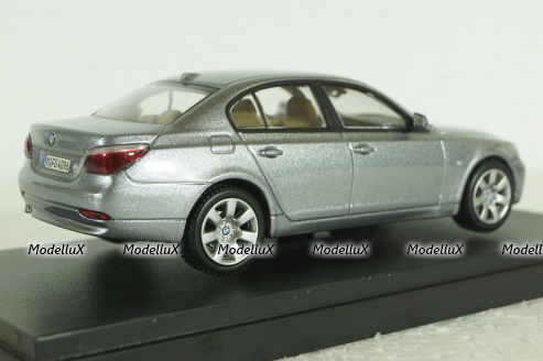 BMW 545i (E60) 2003, silver, 03501S, Kyosho 1:43