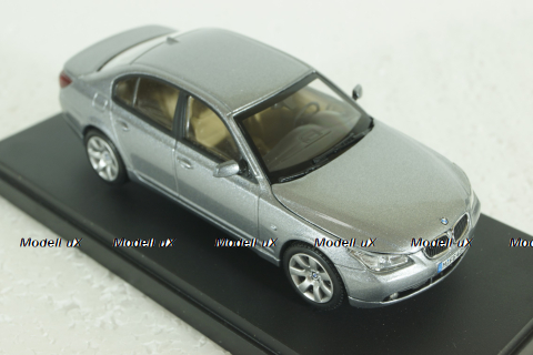 BMW 545i (E60) 2003, silver, 03501S, Kyosho 1:43
