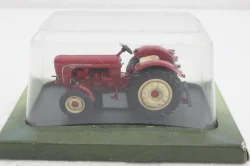 Porsche Super, red, Universal Hobby 1:43