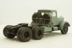 Яаз-210Д тягач, сірий, 100299, АвтоИстория 1:43