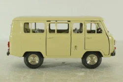 Уаз-452 А41, бежевый, 86г., Тантал/Радон 1:43