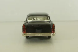 Газ-13 Чайка, черная, Тантал/Радон 1:43