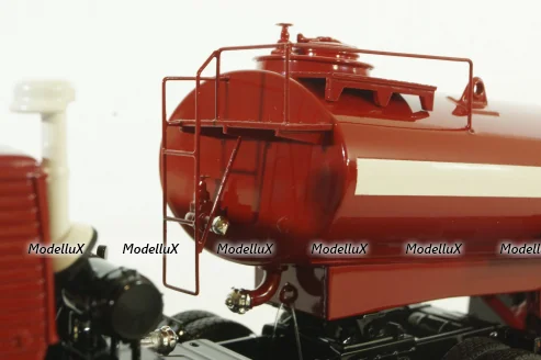 Камаз-5410 с п/прицепом цистерной, большой емкости, TruckTyr 1:43