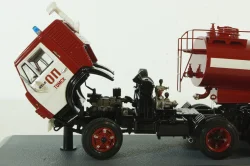 Камаз-5410 с п/прицепом цистерной, большой емкости, TruckTyr 1:43