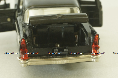 Газ-13 Чайка, черная, Тантал/Радон 1:43