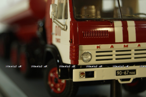 Камаз-5410 с п/прицепом цистерной, большой емкости, TruckTyr 1:43