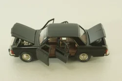 Газ-3102 Волга, черный,Тантал/Радон 1:43