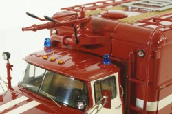 АР-2 (Зил-131)-133 Киев, TruckTyr 1:43