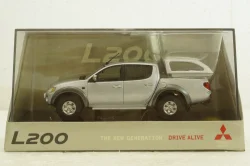 Mitsubishi L200 2007, silver, SunStar 1:43