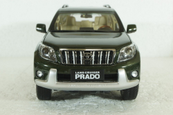 Toyota Land Cruiser Prado 150, 2009 green, Paudi 1:18