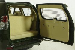 Toyota Land Cruiser Prado 150, 2009 green, Paudi 1:18