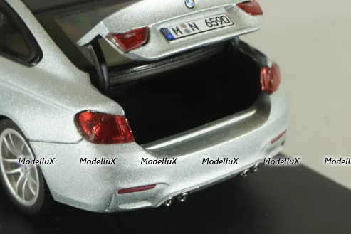 BMW M4 Coupe (F82) 2014, silver, Herpa 1:43