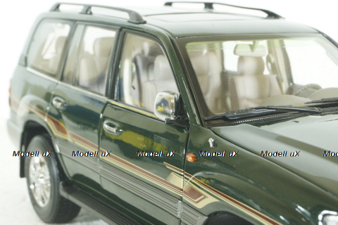 Toyota Land Cruiser 100, 2003 green, Paudi 1:18