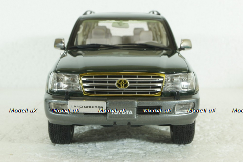 Toyota Land Cruiser 100, 2003 green, Paudi 1:18