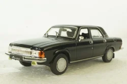 Газ-3102 Волга, черная,  Автолегенды СССР №35 1:43 с журналом! (ДЕФЕКТ)