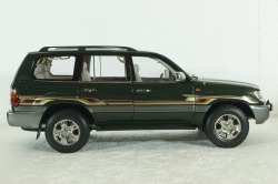 Toyota Land Cruiser 100, 2003 green, Paudi 1:18