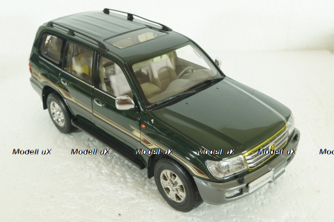 Toyota Land Cruiser 100, 2003 green, Paudi 1:18