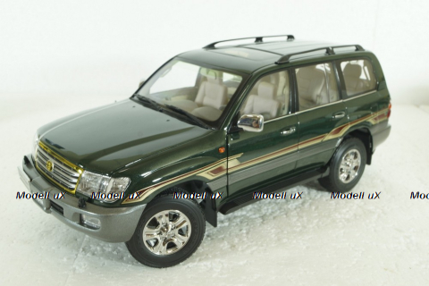 Toyota Land Cruiser 100, 2003 green, Paudi 1:18