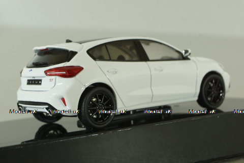 Ford Focus ST  2022, white, MOC334, IXO 1:43