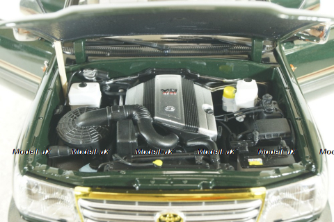 Toyota Land Cruiser 100, 2003 green, Paudi 1:18