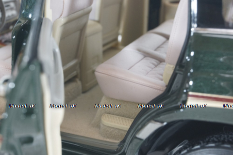 Toyota Land Cruiser 100, 2003 green, Paudi 1:18