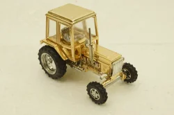 МТЗ-80 Трактор Беларусь, золотой, Торговый дом МТЗ-ЕлАЗ  1:43