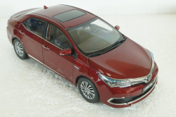 Toyota Corolla Hybrid E180, 2016 red Paudi 1:18