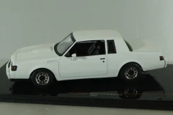 Buick Grand National 1987, white, CLC576, IXO 1:43 