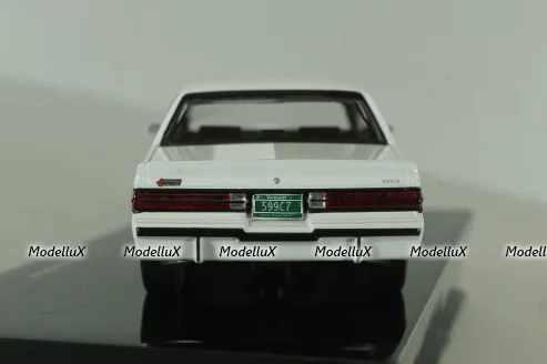 Buick Grand National 1987, white, CLC576, IXO 1:43 