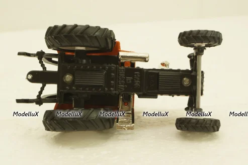 МТЗ-80 Трактор Беларусь, оранжевый №2, Торговый дом МТЗ-ЕлАЗ  1:43 хром!