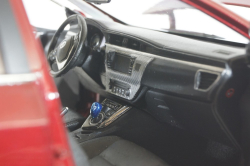 Toyota Corolla Hybrid E180, 2016 red Paudi 1:18