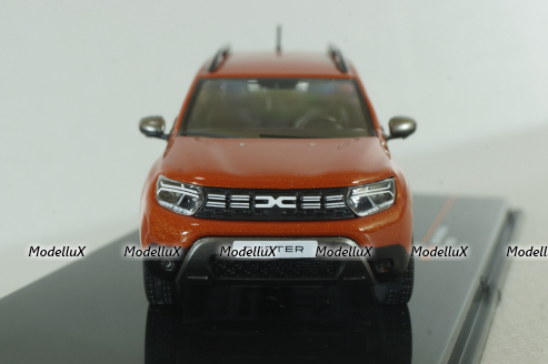 Dacia Duster II orange metallic, CLC516, IXO 1:43 