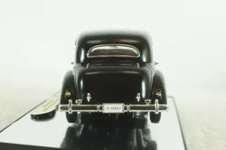Mercedes 770 "Grosser Mercedes" Pulman Limousine 1938, black, PM43701, Signature Models 1:43