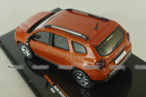 Dacia Duster II orange metallic, CLC516, IXO 1:43 