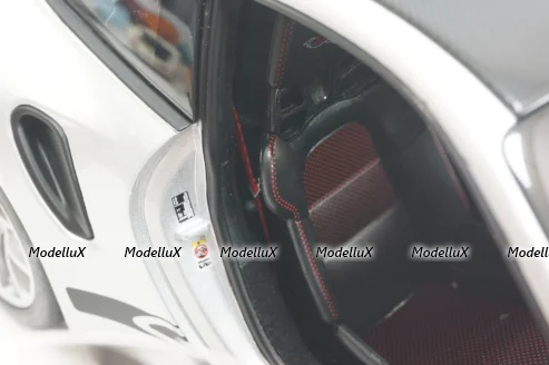 Porsche 911 GT3 RS, GT-Silvermetallic, 2022, 187366, Norev 1:18