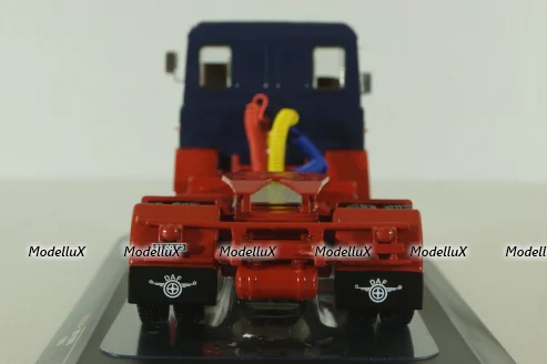 DAF 2600 1970 dark blue/red/white TR195, IXO 1:43 