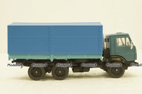 Камаз-5320 с тентом, ранний на резине, Арек 1:43