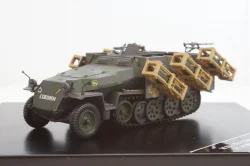 Sd.Ktz 251/1 Ausf. C Wurfrahmen 40 24. Pz.Division Kursk 1942, Altaya 1:43