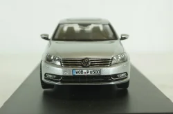Volkswagen Passat B7 2011, Schuco 1:43