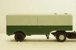 Маз-5217 напівпричеп зелений/сірий, 101111, АвтоИстория 1:43