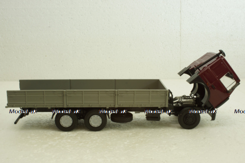 Маз-6303 борт с тентом 1985г бордовый/серый, АвтоИстория 1:43