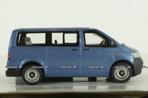 Volkswagen T5 Caravella Light Blue, Cararama 1:43